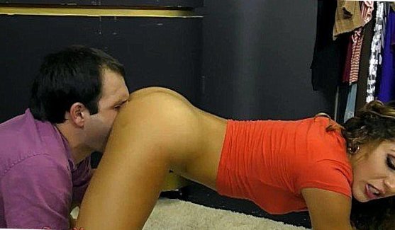 девушка в розовом нижнем белье порно