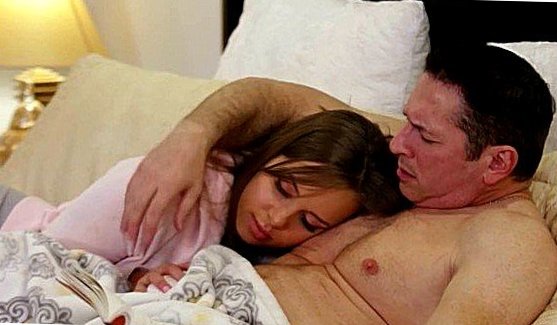 застукала дочь с мужем порно