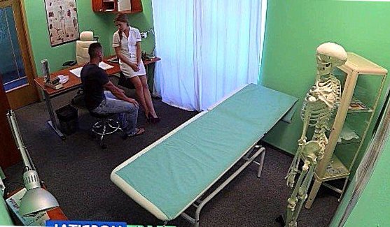 порно приставал к жене