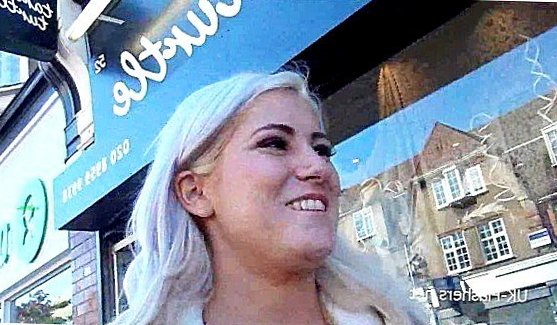 порно девочка засунула ножку в попу мальчику